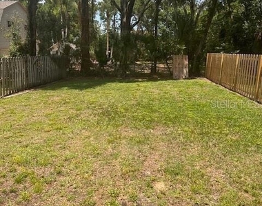 745 Crane Avenue - Photo Thumbnail 20