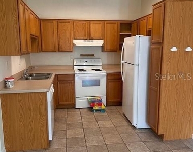 745 Crane Avenue - Photo Thumbnail 7