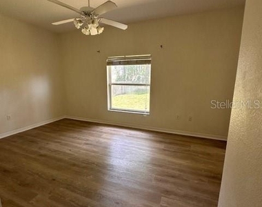 745 Crane Avenue - Photo Thumbnail 12