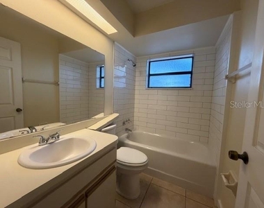 32818 Lake Square Court - Photo Thumbnail 6