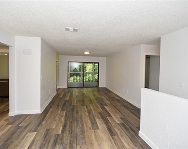 4 Southbury Court - Photo Thumbnail 4