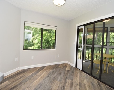 4 Southbury Court - Photo Thumbnail 13