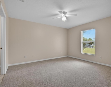 83 Lynbrook Drive - Photo Thumbnail 3