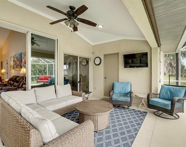 289 W Pine Valley Lane - Photo Thumbnail 22