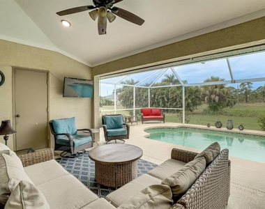289 W Pine Valley Lane - Photo Thumbnail 23