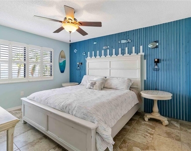 1500 Park Beach Circle - Photo Thumbnail 16