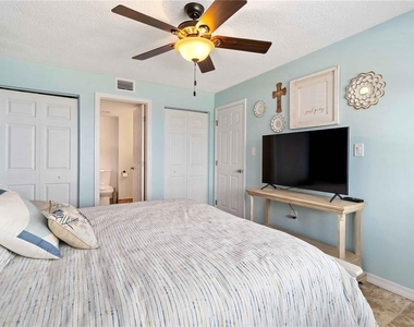 1500 Park Beach Circle - Photo Thumbnail 18