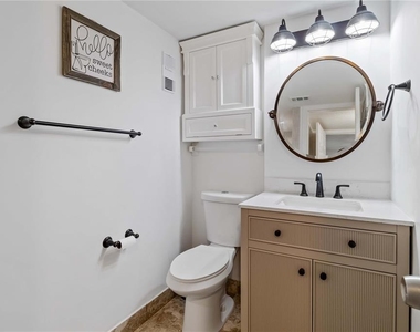1500 Park Beach Circle - Photo Thumbnail 22