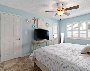 1500 Park Beach Circle - Photo Thumbnail 19