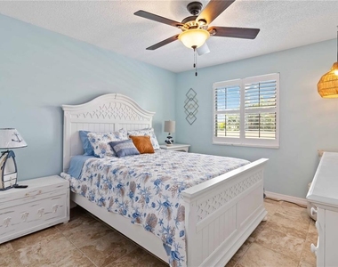 1500 Park Beach Circle - Photo Thumbnail 24