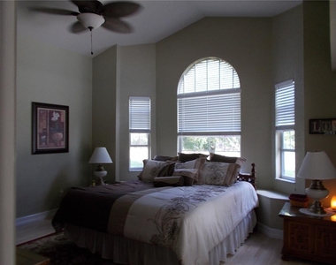 6960 Malton Street - Photo Thumbnail 6
