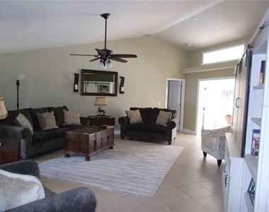 6960 Malton Street - Photo Thumbnail 3