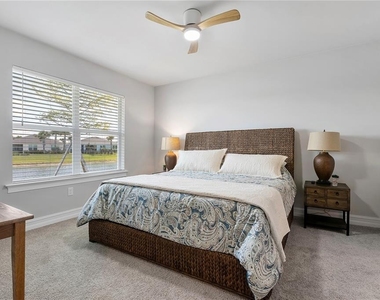 17639 Wild Iris Lane - Photo Thumbnail 15