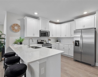 17639 Wild Iris Lane - Photo Thumbnail 9