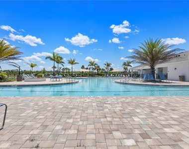 17639 Wild Iris Lane - Photo Thumbnail 24