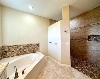 26577 Barranquilla Avenue - Photo Thumbnail 19