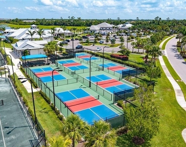 14191 Heritage Landing Boulevard - Photo Thumbnail 13