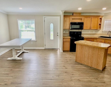 6632 Jack Street - Photo Thumbnail 3