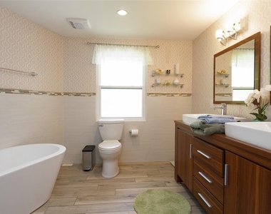 3140 Bay Shore Road - Photo Thumbnail 30