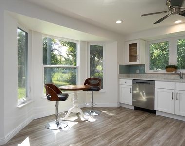 3140 Bay Shore Road - Photo Thumbnail 10