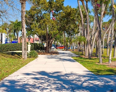 800 Benjamin Franklin Drive - Photo Thumbnail 35
