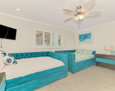 5628 Cape Leyte Drive - Photo Thumbnail 63
