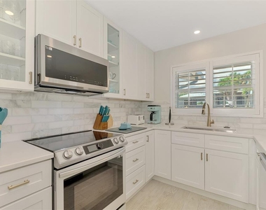 5628 Cape Leyte Drive - Photo Thumbnail 48