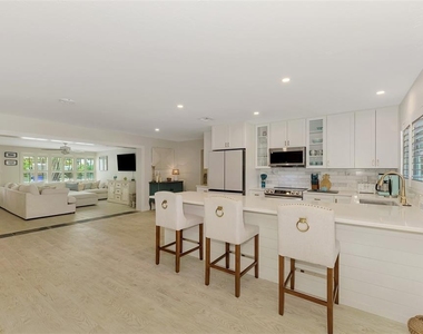 5628 Cape Leyte Drive - Photo Thumbnail 36