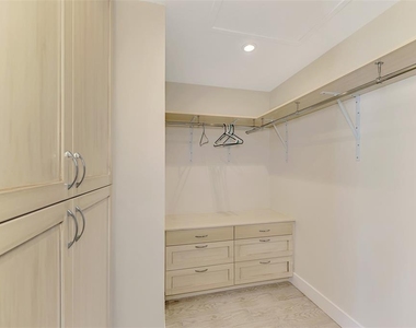 5628 Cape Leyte Drive - Photo Thumbnail 61