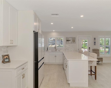 5628 Cape Leyte Drive - Photo Thumbnail 46