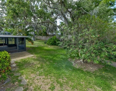 3024 Chase Circle - Photo Thumbnail 27