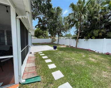6312 S Lockwood Ridge Road - Photo Thumbnail 21