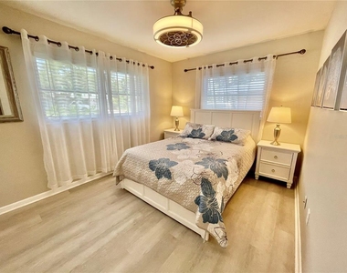 6312 S Lockwood Ridge Road - Photo Thumbnail 14