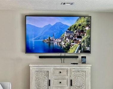 6312 S Lockwood Ridge Road - Photo Thumbnail 9