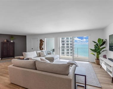 2301 Gulf Of Mexico Drive - Photo Thumbnail 24