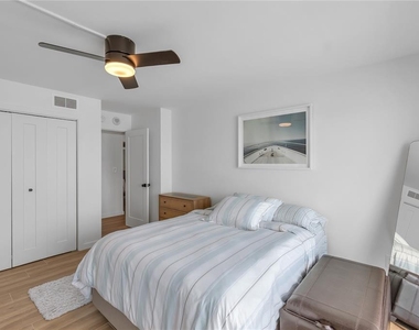 2301 Gulf Of Mexico Drive - Photo Thumbnail 30