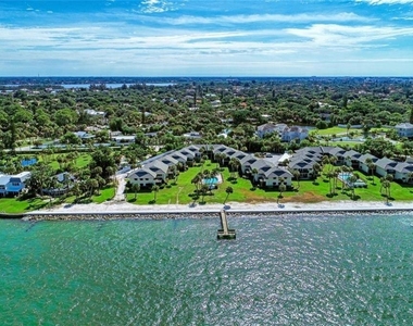 4660 Ocean Boulevard - Photo Thumbnail 1