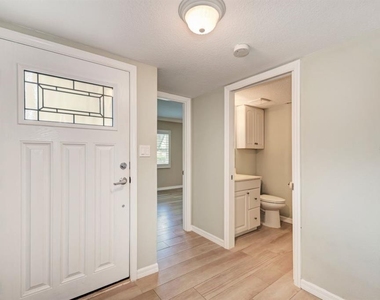 4660 Ocean Boulevard - Photo Thumbnail 8
