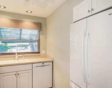4660 Ocean Boulevard - Photo Thumbnail 14