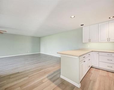 4660 Ocean Boulevard - Photo Thumbnail 16