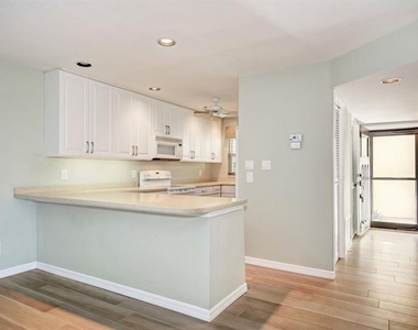 4660 Ocean Boulevard - Photo Thumbnail 9