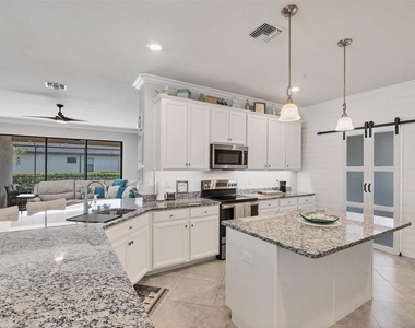 11408 Autumn Leaf Way - Photo Thumbnail 7