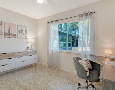 209 Briggs Court - Photo Thumbnail 23