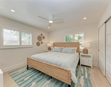 431 Island Circle - Photo Thumbnail 28