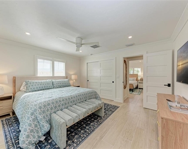 431 Island Circle - Photo Thumbnail 23