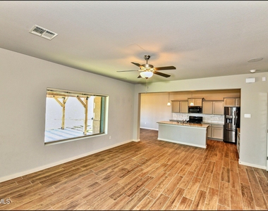 6952 Black Mesquite Drive - Photo Thumbnail 9