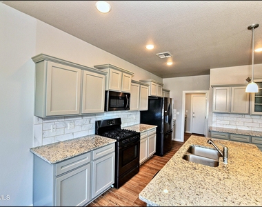 6952 Black Mesquite Drive - Photo Thumbnail 18