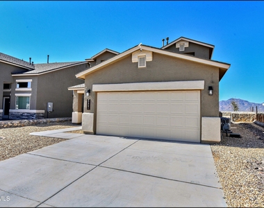 6952 Black Mesquite Drive - Photo Thumbnail 3