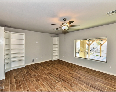 6952 Black Mesquite Drive - Photo Thumbnail 8