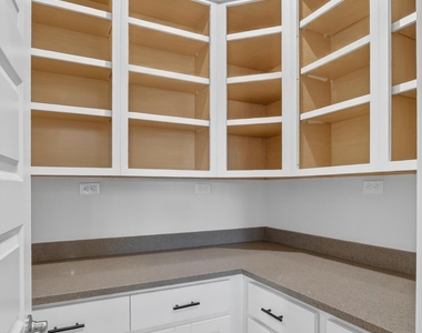 2233 Sandstone Place - Photo Thumbnail 21